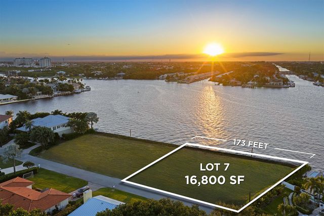 7 Sabal Island Drive, Ocean Ridge, FL 33435