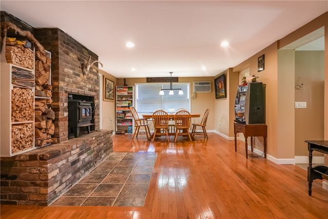 103 Lake Drive, Glocester, RI 02814