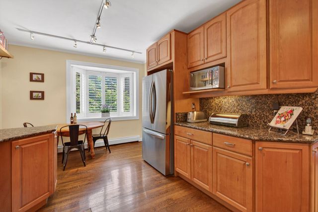 4428 BROOKSIDE DR, Alexandria, VA 22312