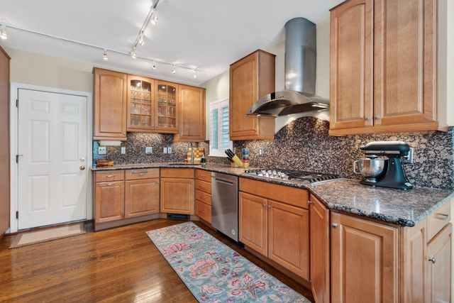 4428 BROOKSIDE DR, Alexandria, VA 22312