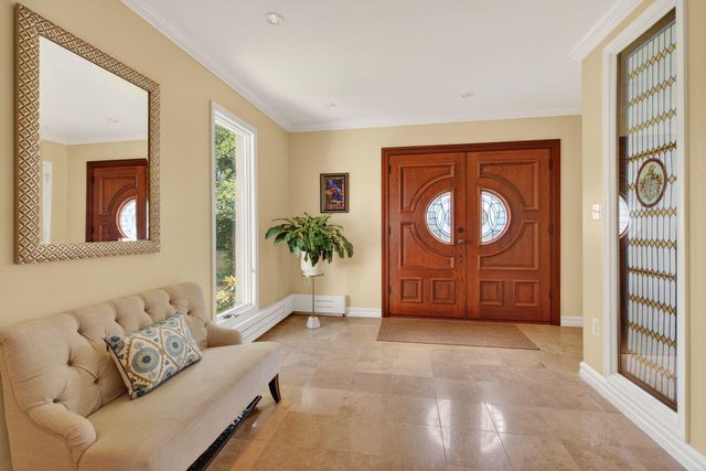 4428 BROOKSIDE DR, Alexandria, VA 22312