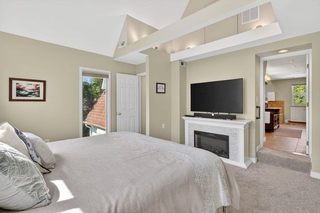 4428 BROOKSIDE DR, Alexandria, VA 22312