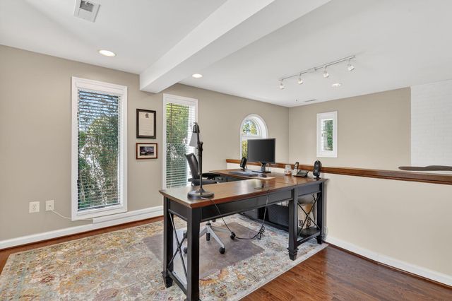 4428 BROOKSIDE DR, Alexandria, VA 22312