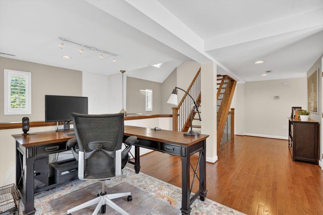 4428 BROOKSIDE DR, Alexandria, VA 22312