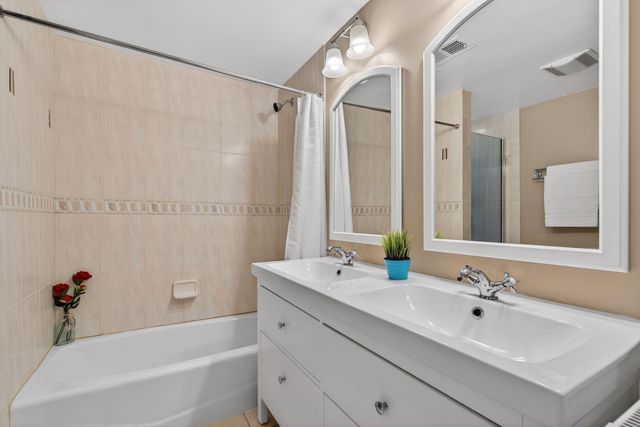 4428 BROOKSIDE DR, Alexandria, VA 22312