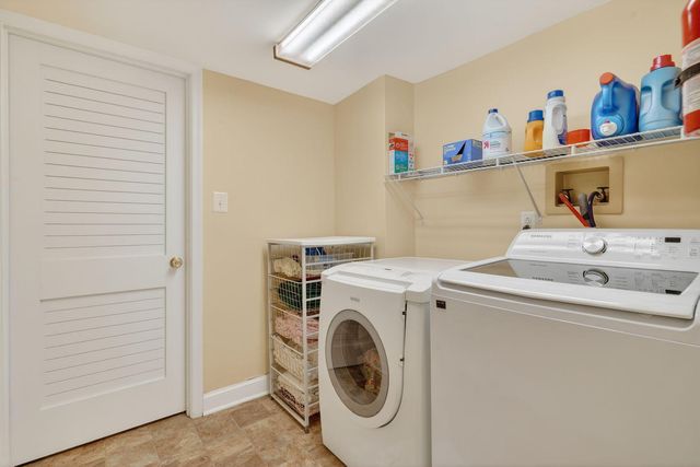 4428 BROOKSIDE DR, Alexandria, VA 22312