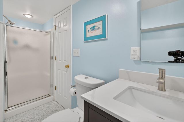 4428 BROOKSIDE DR, Alexandria, VA 22312