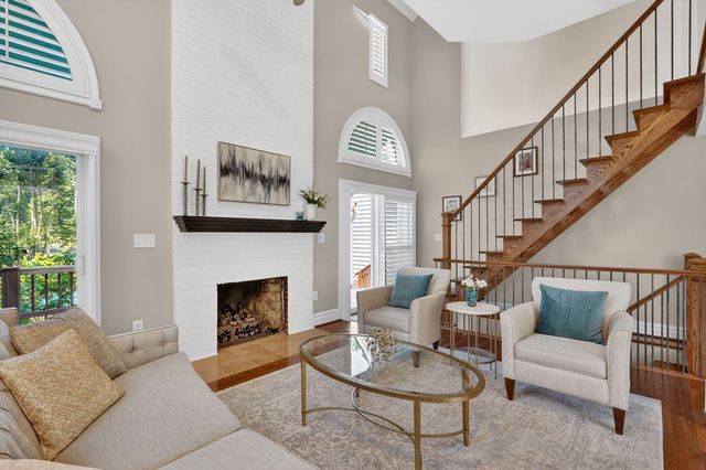 4428 BROOKSIDE DR, Alexandria, VA 22312