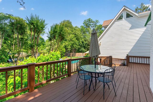 4428 BROOKSIDE DR, Alexandria, VA 22312