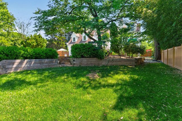 4428 BROOKSIDE DR, Alexandria, VA 22312