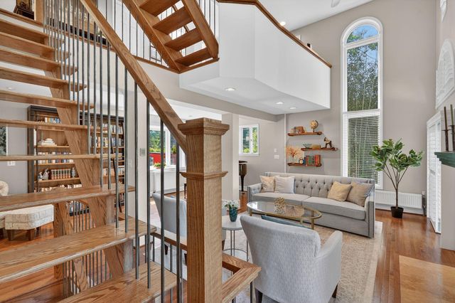 4428 BROOKSIDE DR, Alexandria, VA 22312