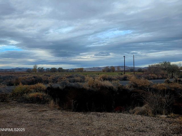 3146 Lone Tree Road, Fallon, NV 89406