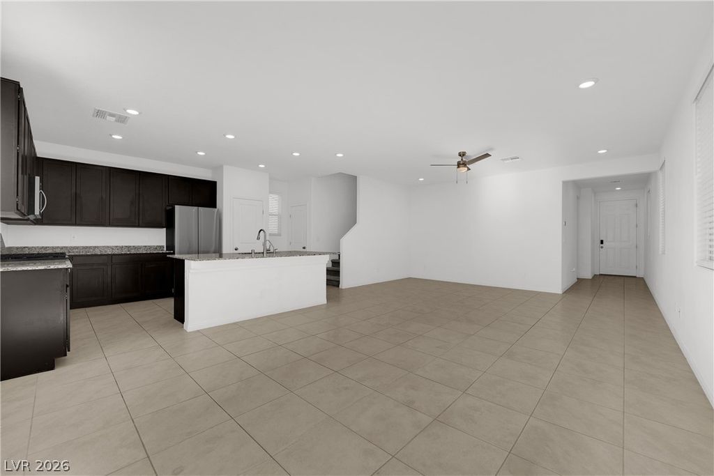 8968 Lucky Crest Street, Las Vegas, NV 89113 — photo 3