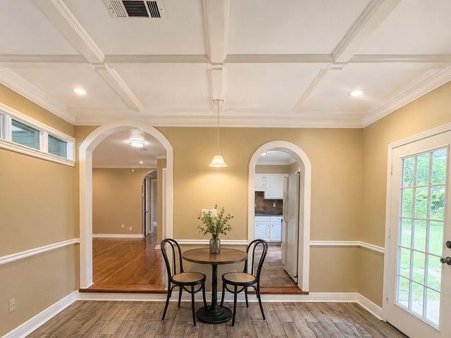 6605 Westview Drive, Houston, TX 77055