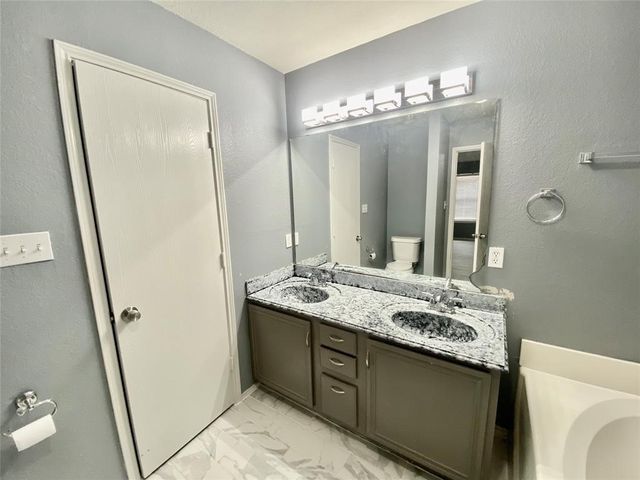 7308 Fossil Lake Drive, Arlington, TX 76002