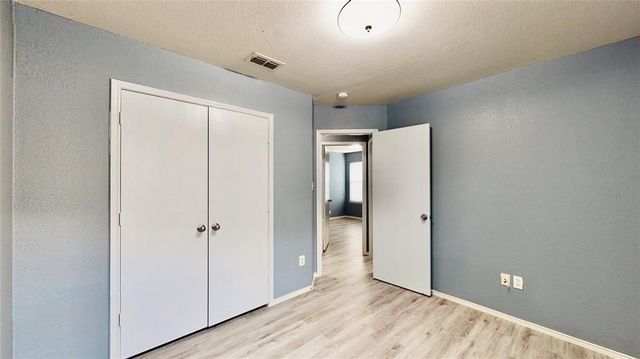 7308 Fossil Lake Drive, Arlington, TX 76002