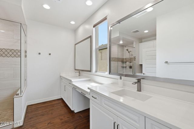 39854 N MADDOX Road, Queen Creek, AZ 85140