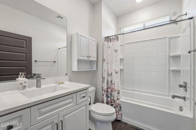 39854 N MADDOX Road, Queen Creek, AZ 85140