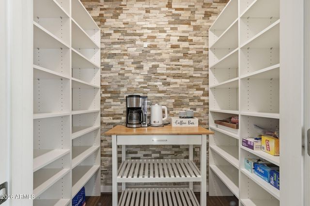 39854 N MADDOX Road, Queen Creek, AZ 85140