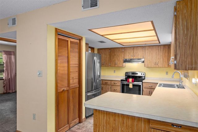 12047 TIMBER LANE, Brooksville, FL 34601