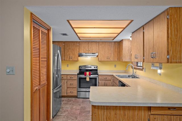 12047 TIMBER LANE, Brooksville, FL 34601