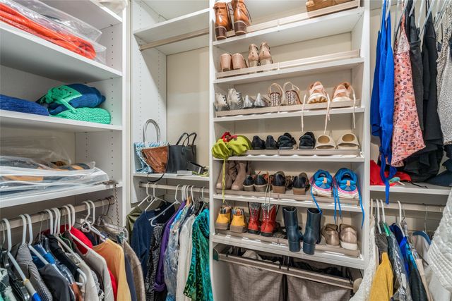 697 Calle Espejo, Santa Fe, NM 87505