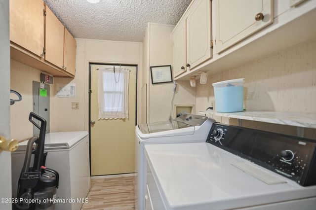 2757 Kingswood Circle, Brooksville, FL 34604