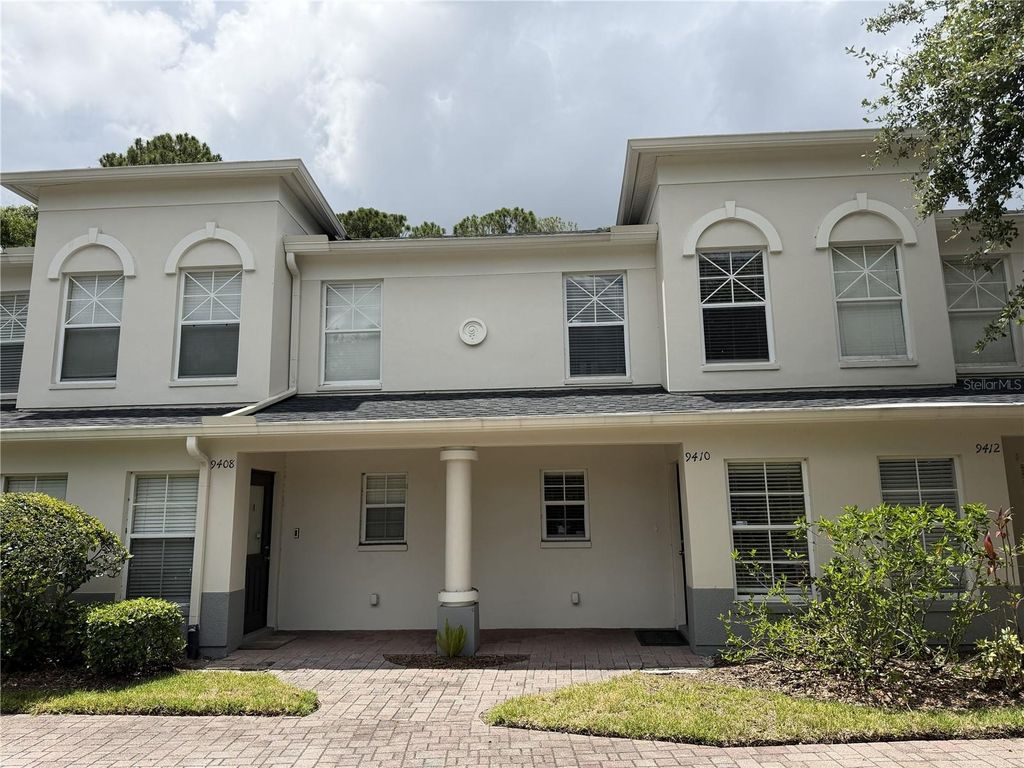 9410 CHARLESBERG DRIVE, Tampa, FL 33635
