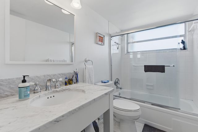 3581 S Ocean Boulevard Apt 4e, South Palm Beach, FL 33480