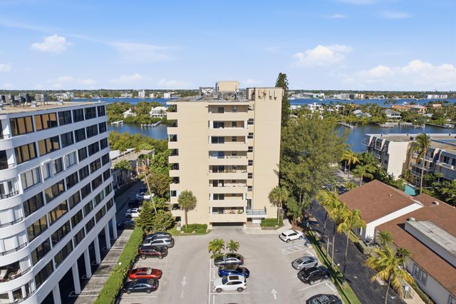 3581 S Ocean Boulevard Apt 4e, South Palm Beach, FL 33480