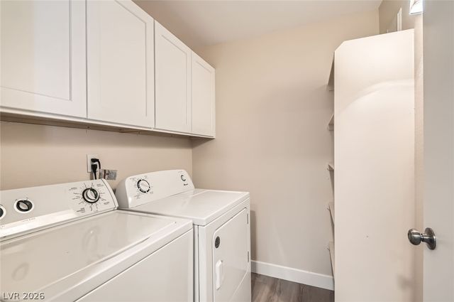 950 Seven Hills Drive 424, Henderson, NV 89052