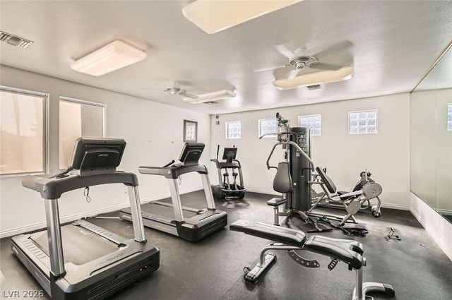 950 Seven Hills Drive 424, Henderson, NV 89052