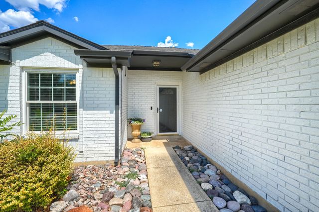 1211 Princeton Place, Euless, TX 76040