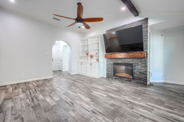 1211 Princeton Place, Euless, TX 76040