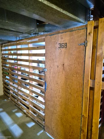 29368 Hoover Street, Warren, MI 48093