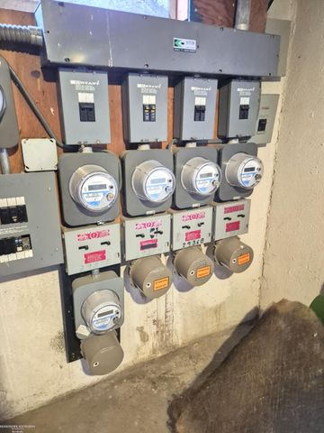 29368 Hoover Street, Warren, MI 48093