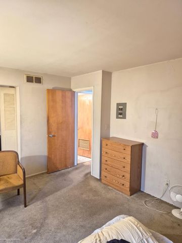 29368 Hoover Street, Warren, MI 48093