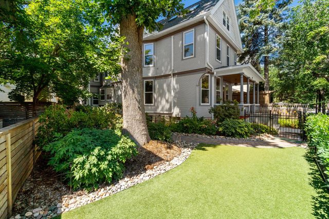 2400 Irving Avenue S, Minneapolis, MN 55405