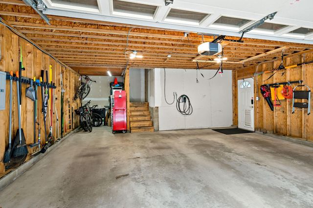 2400 Irving Avenue S, Minneapolis, MN 55405