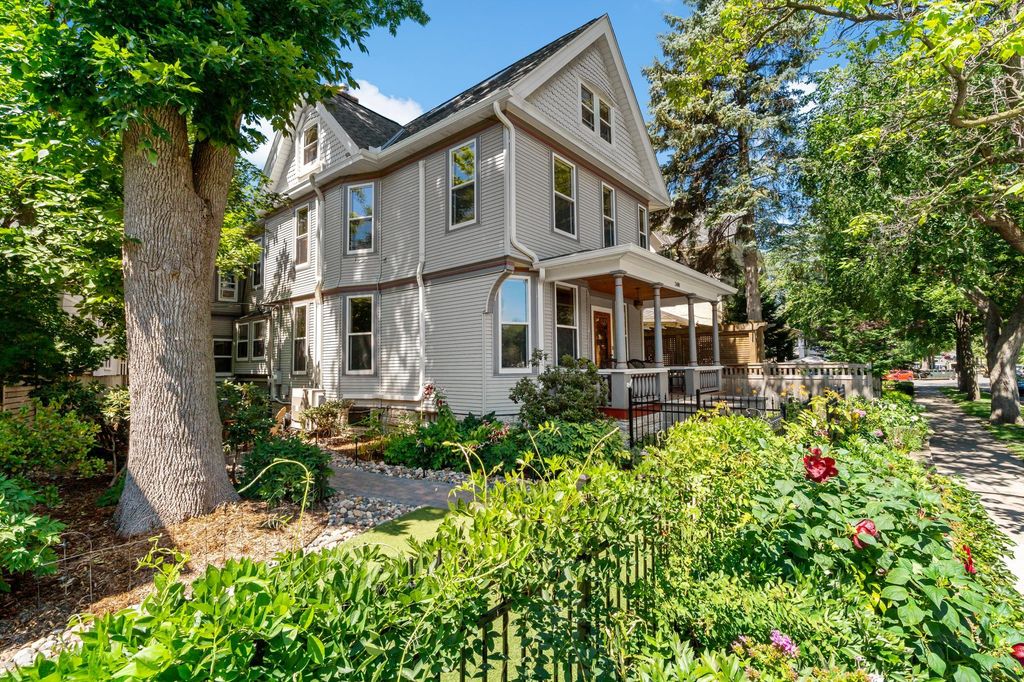 2400 Irving Avenue S, Minneapolis, MN 55405 — photo 3