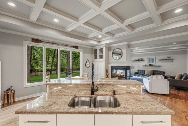 5001 Hunt Club ROAD, Wind Point, WI 53402