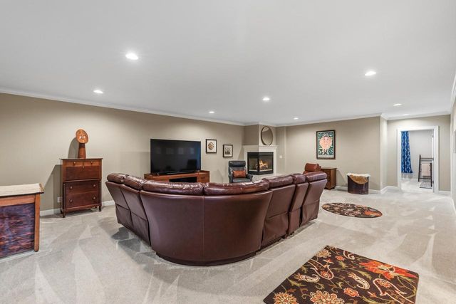 5001 Hunt Club ROAD, Wind Point, WI 53402