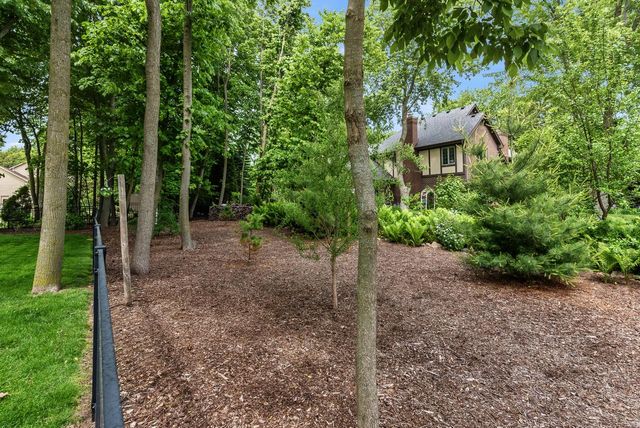 5001 Hunt Club ROAD, Wind Point, WI 53402