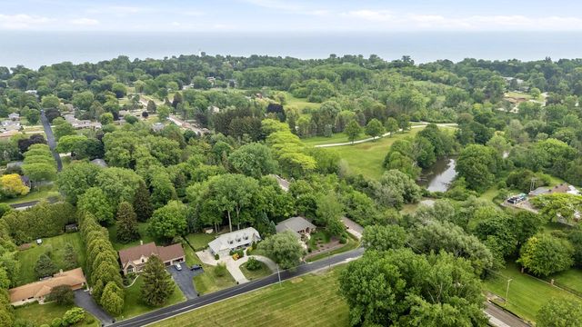 5001 Hunt Club ROAD, Wind Point, WI 53402