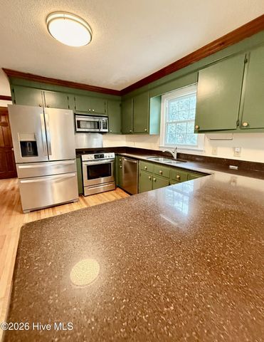 2211 Kathleen Drive, Greenville, NC 27858