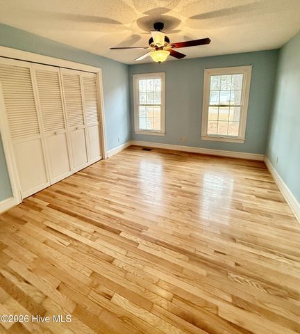 2211 Kathleen Drive, Greenville, NC 27858