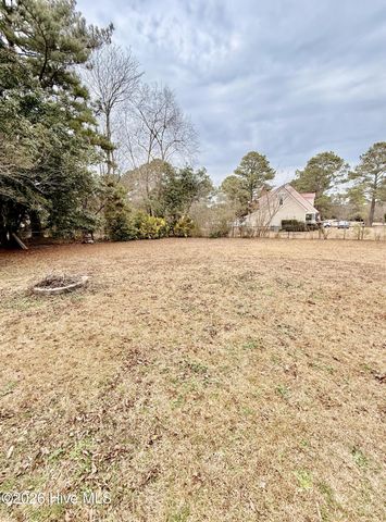 2211 Kathleen Drive, Greenville, NC 27858