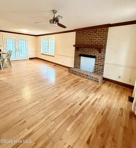 2211 Kathleen Drive, Greenville, NC 27858