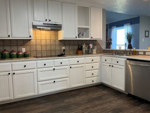 314 Jackson Heights, Lorena, TX 76655