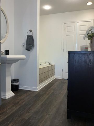 314 Jackson Heights, Lorena, TX 76655